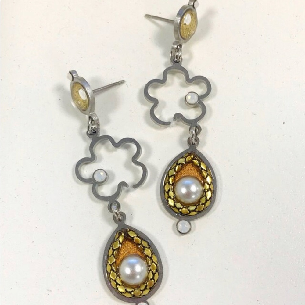 Yoolies Neutral Cream Flower Dangle Earring,NWT